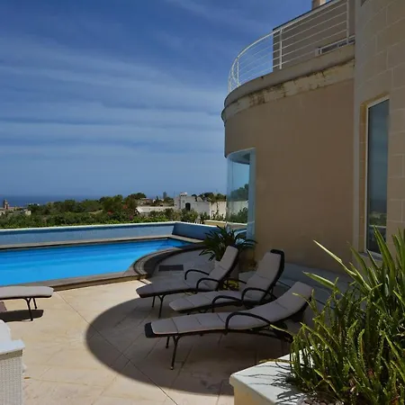 Super 3 Bedroom With Amazing Ocean Views *