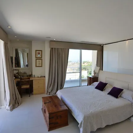 Villa Super 3 Bedroom With Amazing Ocean Views *
