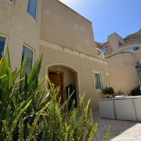 Super 3 Bedroom With Amazing Ocean Views Is-Swieqi