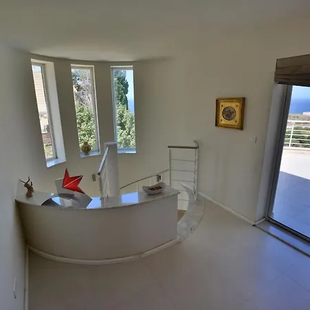 Super 3 Bedroom With Amazing Ocean Views Вилла