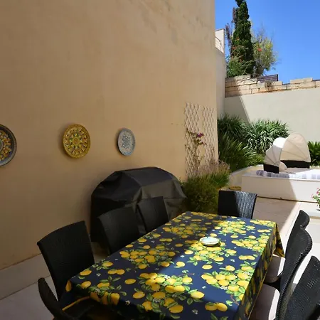 Вилла Super 3 Bedroom With Amazing Ocean Views